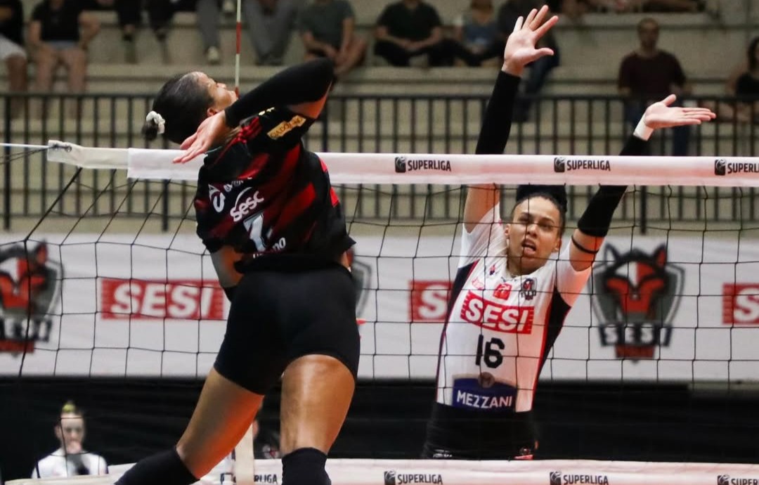 Sesc-Flamengo desafia Sesi-Bauru, brilha no tie-break e mantém sequência invicta na Superliga feminina