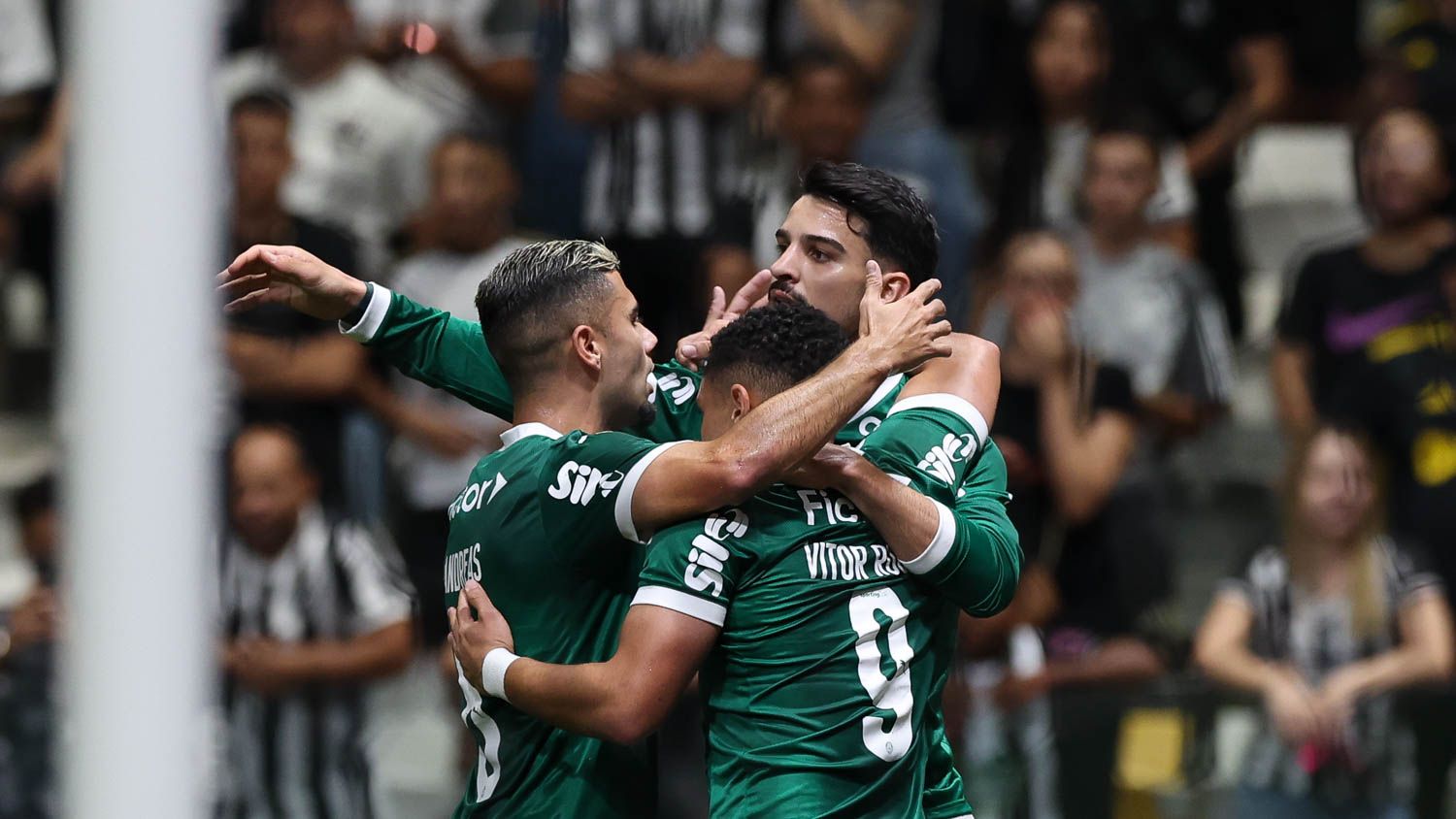 Palmeiras triunfa sobre Atlético-MG, mas Flamengo se consagra campeão do Brasileirão