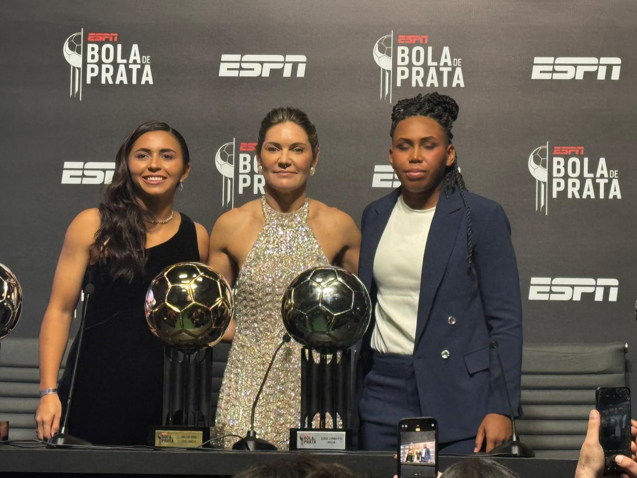 Craque do Timão feminino de saída? Ídola do Corinthians Gabi Zanotti pode estar de saída em 2026