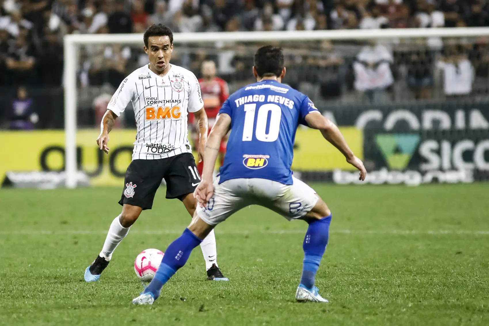 Cruzeiro enfrenta o Corinthians na Neo Química Arena pela semifinal da Copa do Brasil