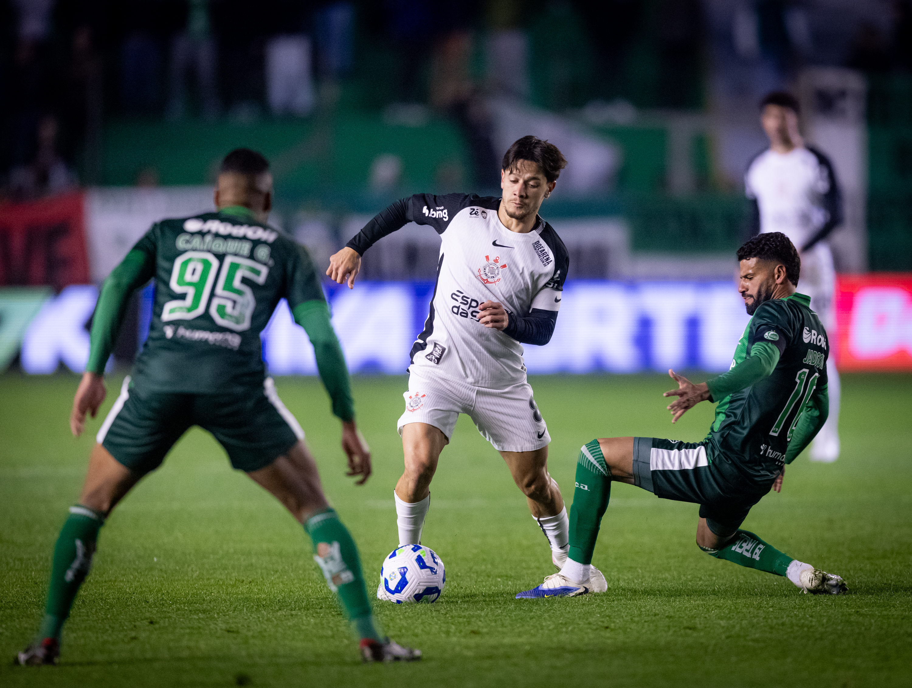 Corinthians desafia Juventude em confronto decisivo do Brasileirão; saiba onde assistir ao jogo