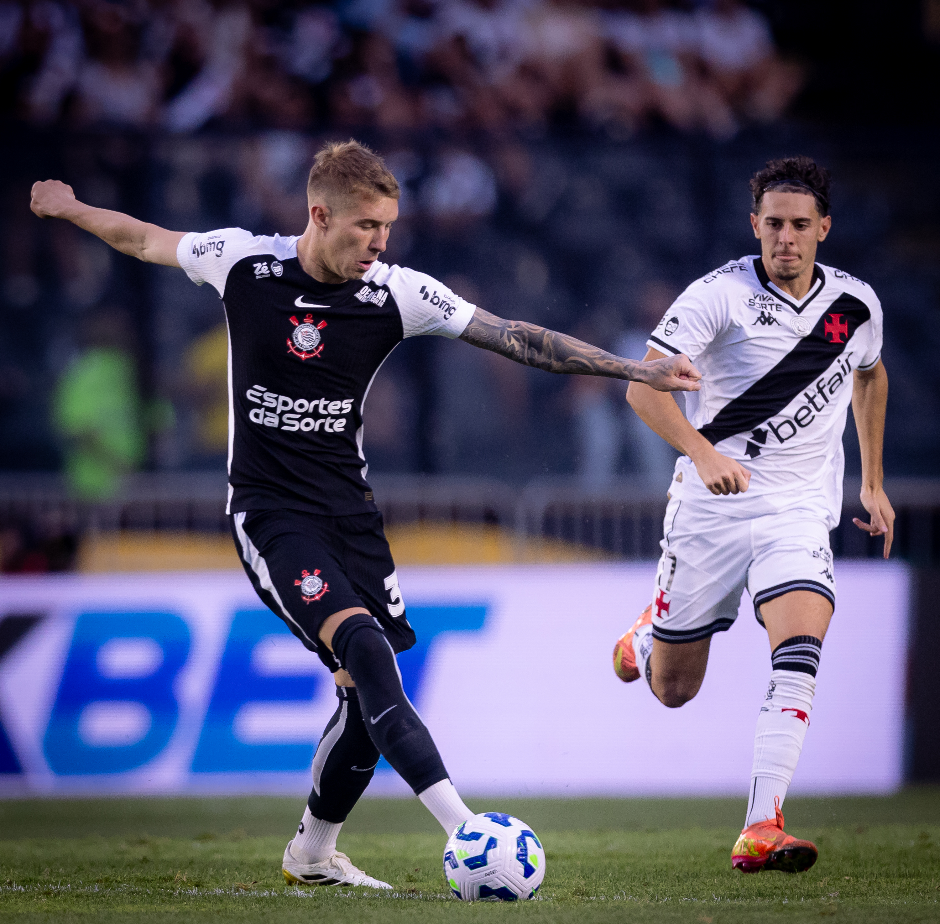 Corinthians desafia tradição e busca vantagem contra o Vasco, com ótimo retrospecto em campo