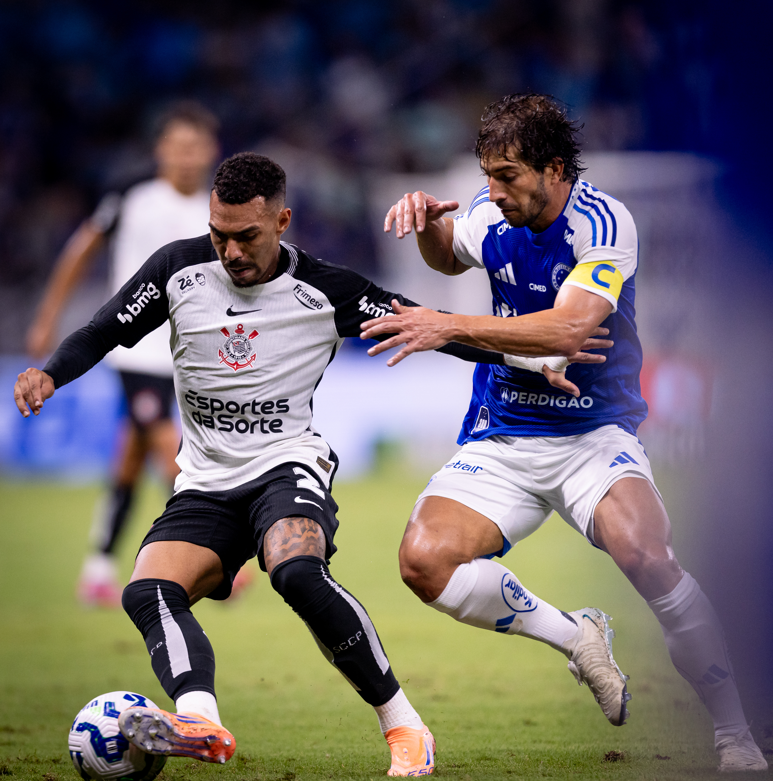 Cruzeiro e Corinthians se enfrentam em duelo decisivo da Copa do Brasil; veja onde assistir e escalações!