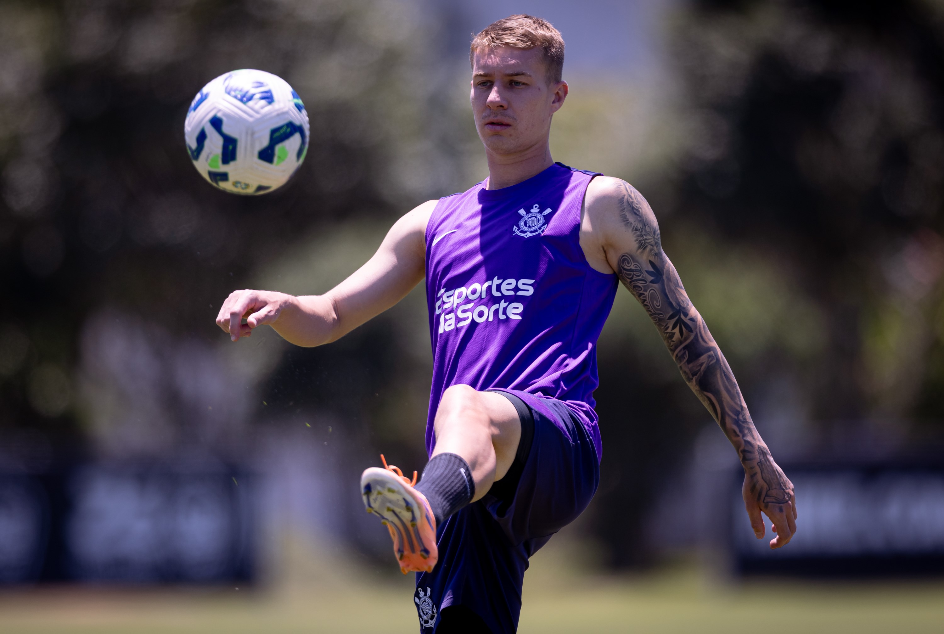 Jogador do Timão punido? Charles é punido severamente pelo STJD após jogada violenta