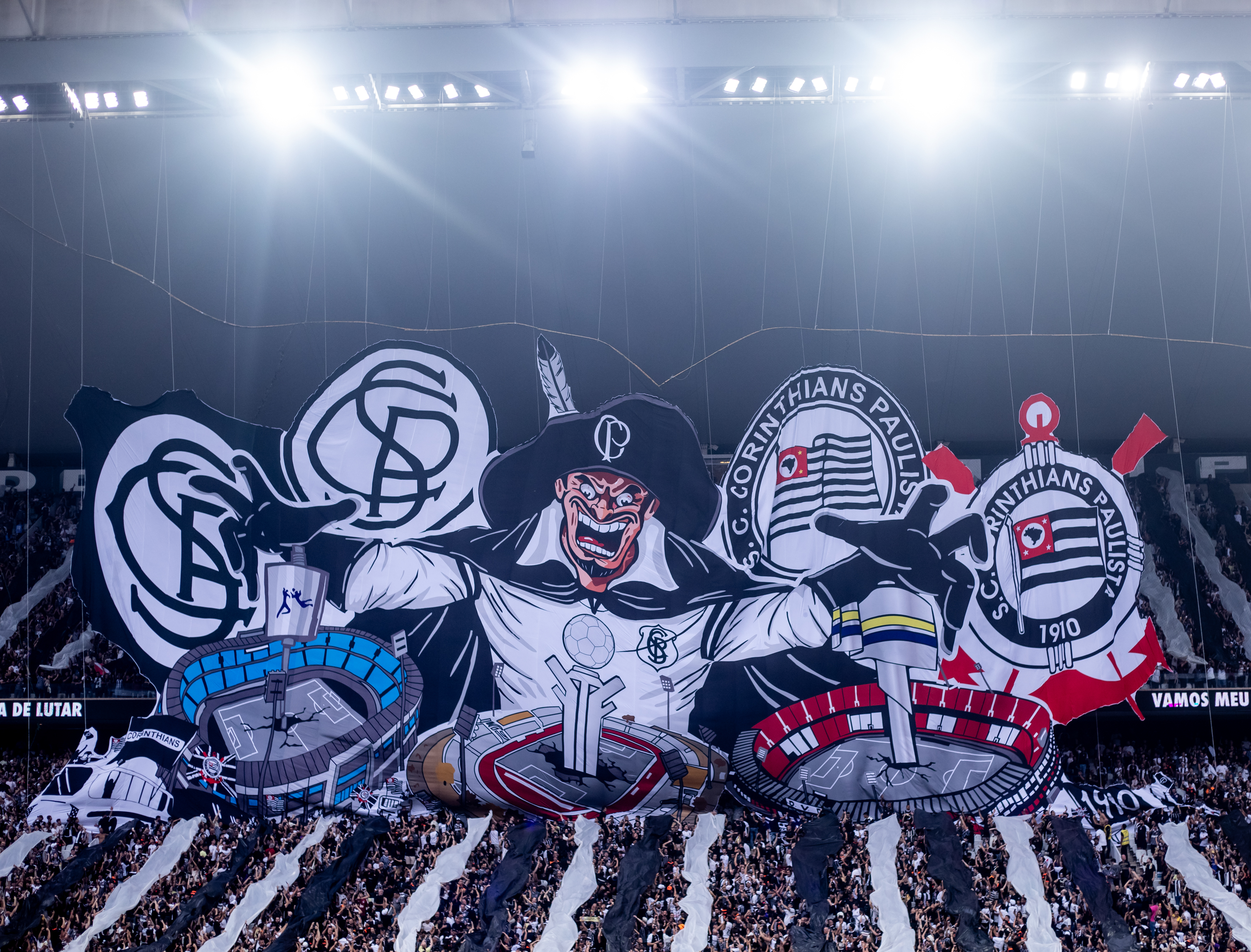 Corinthians atrai multidões em 2025: as partidas com maior público da temporada revelam paixão inabalável