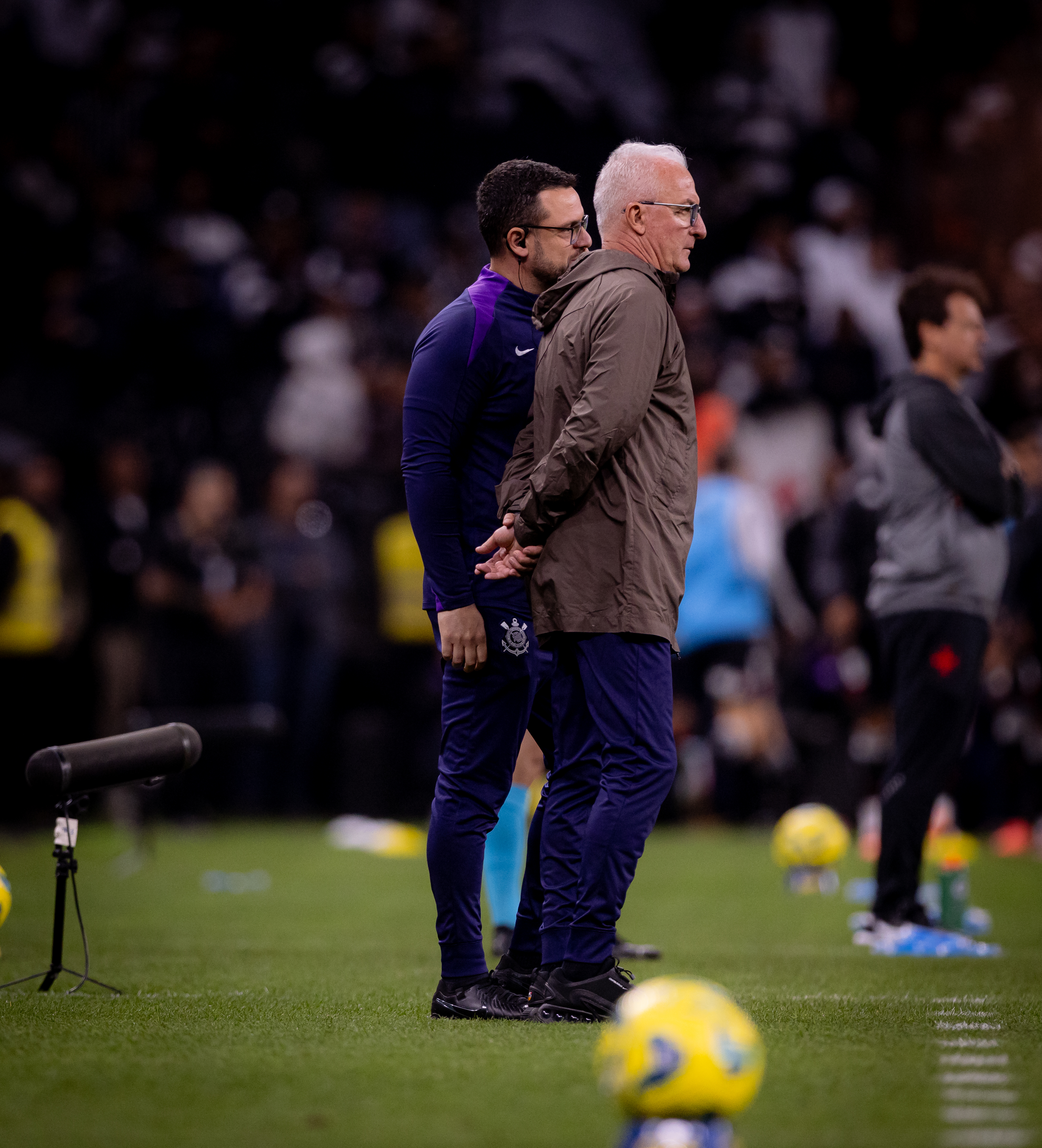 Dorival admite desempenho abaixo do esperado do Corinthians, mas lembra: 