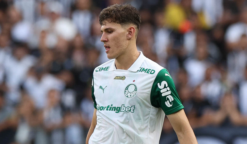 Benedetti reage à concorrência e busca espaço no Palmeiras após estreia promissora em 2026