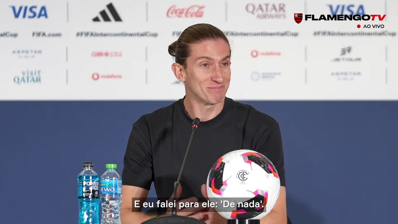 No Catar, Filipe Luís elogia talento de De Arrascaeta: A ambição dele move a equipe