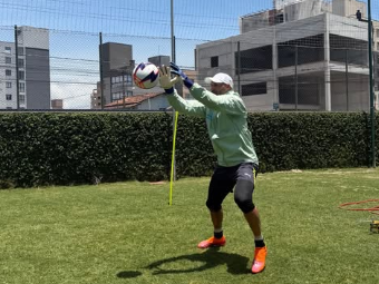 Ídolo de volta? Weverton intensifica treinos nas férias e prepara retorno já para o Paulistão