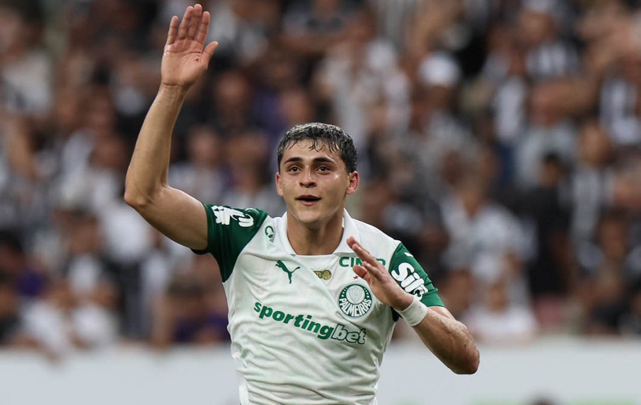 Futuro incerto? Craque se destaca em 2025 mas mantém futuro incerto em 2026