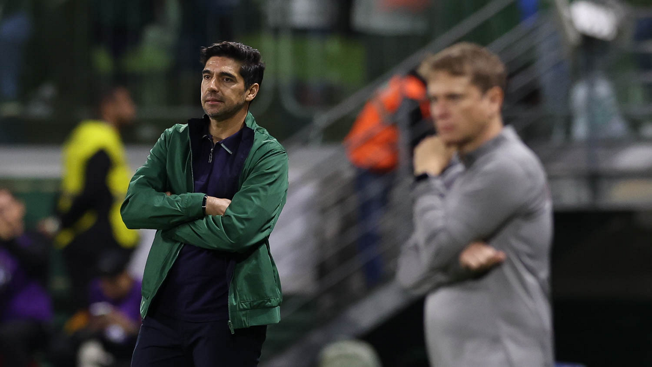 Abel Ferreira sob pressão: avaliação de seu desempenho no Palmeiras ganha destaque em 2025