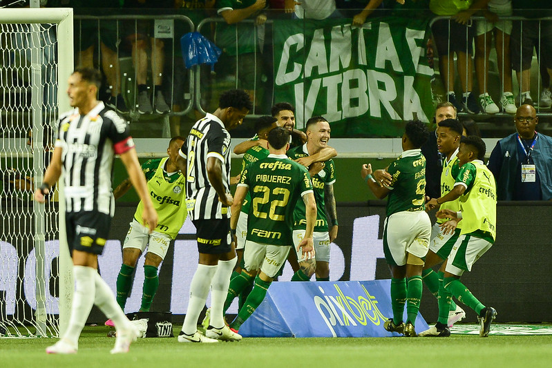 Santos desafia Palmeiras em duelo histórico: apenas duas vitórias fora no século no Paulista