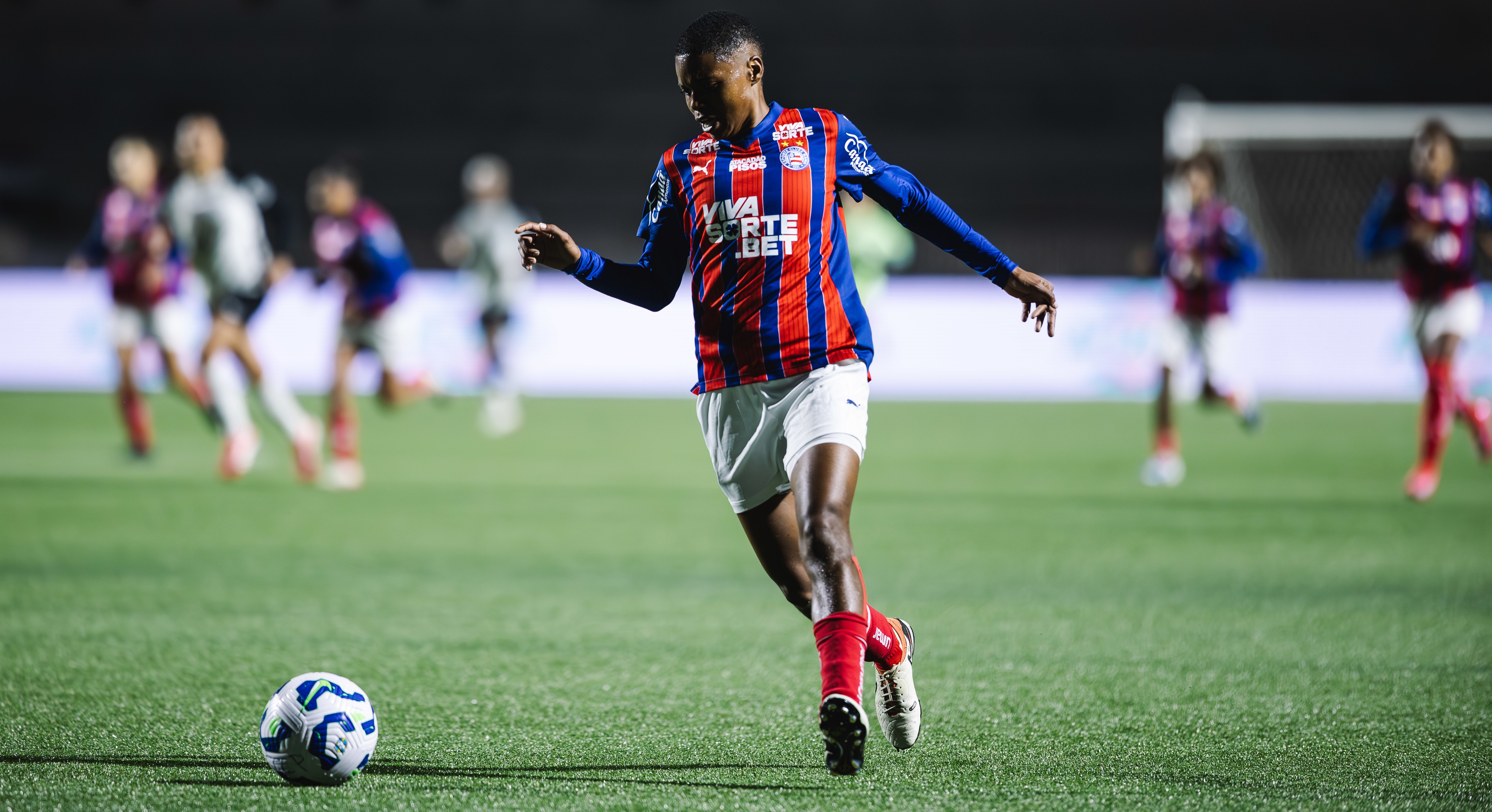 Corinthians confere novos talentos ao time feminino e promete fortalecer elenco para temporada
