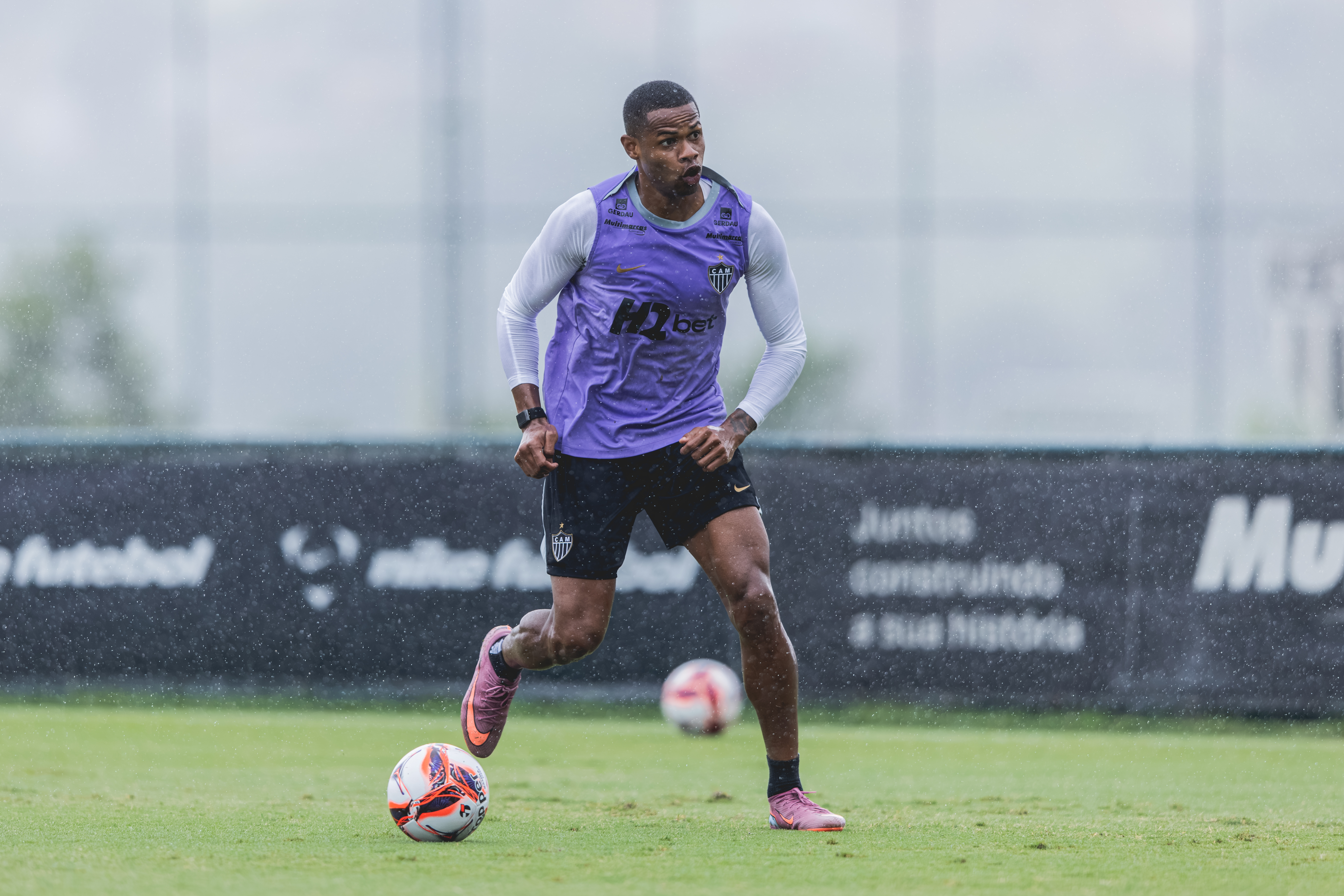 Craque da libertadores 2024 no Timão? Corinthians mira Júnior Santos, do Atlético-MG.