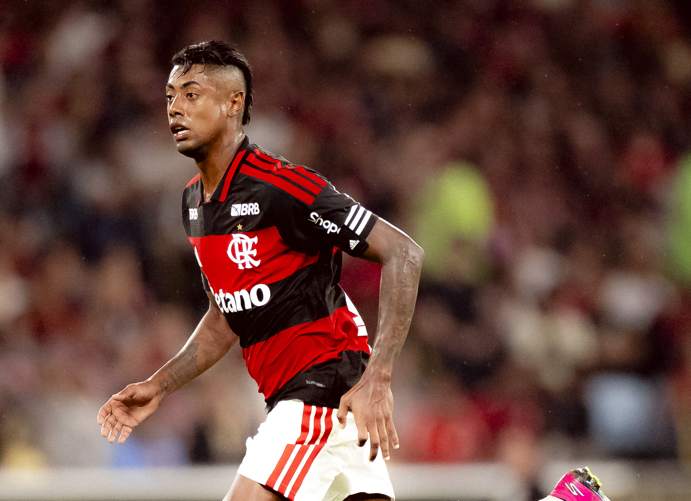 Bruno Henrique destaca empenho do elenco do Flamengo após vitória decisiva no clássico contra o Fluminense