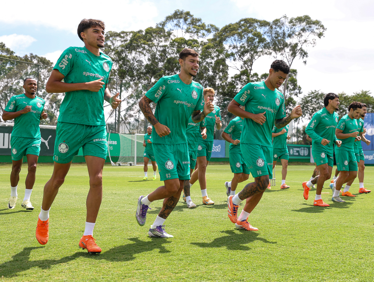 Abel puxa jovens da Copinha e reforça integração no elenco do Palmeiras