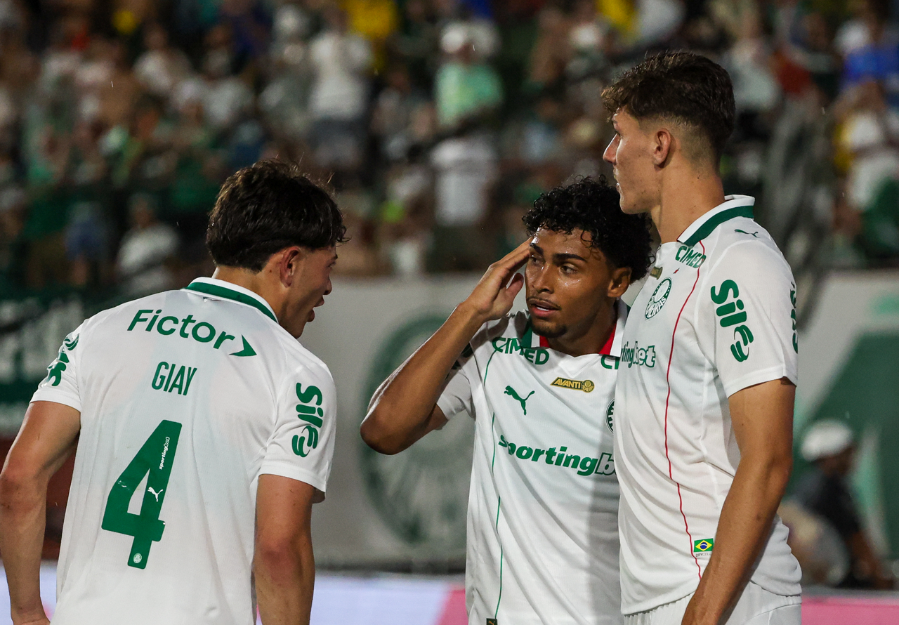 Palmeiras enfrenta semana decisiva com clássico e reencontro tenso contra o Mirassol