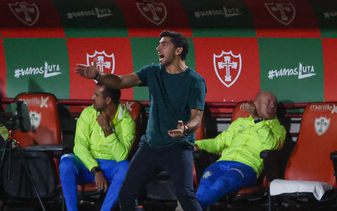 Palmeiras desafia Santos em busca da primeira vitória na Arena Barueri e revira o jogo paulista