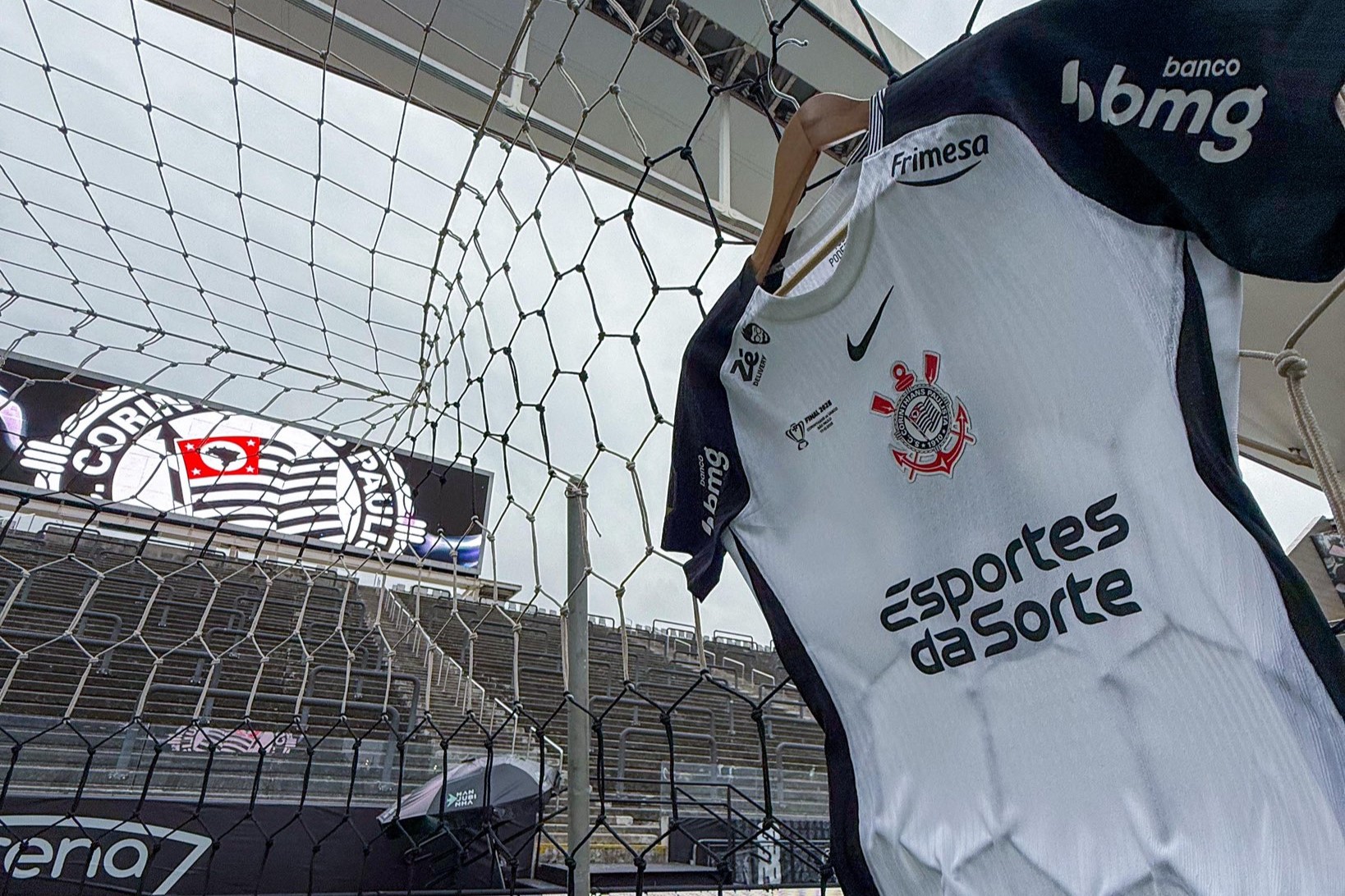 Corinthians renova com patrocinador máster por até R$ 200 milhões anuais!