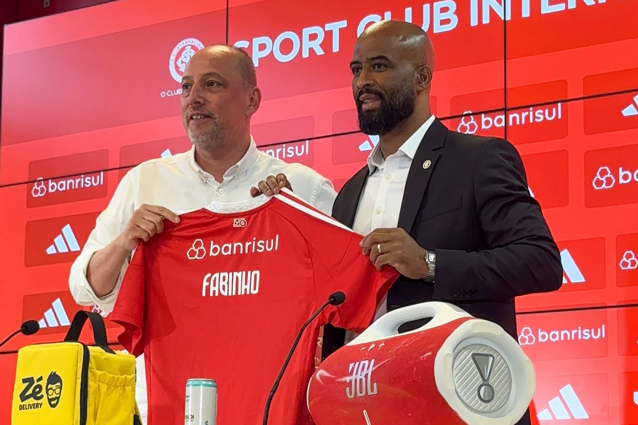 Anunciado no rival! Ex-Diretor do Corinthians Fabinho Soldado é anunciado em time rival após saída do Corinthians