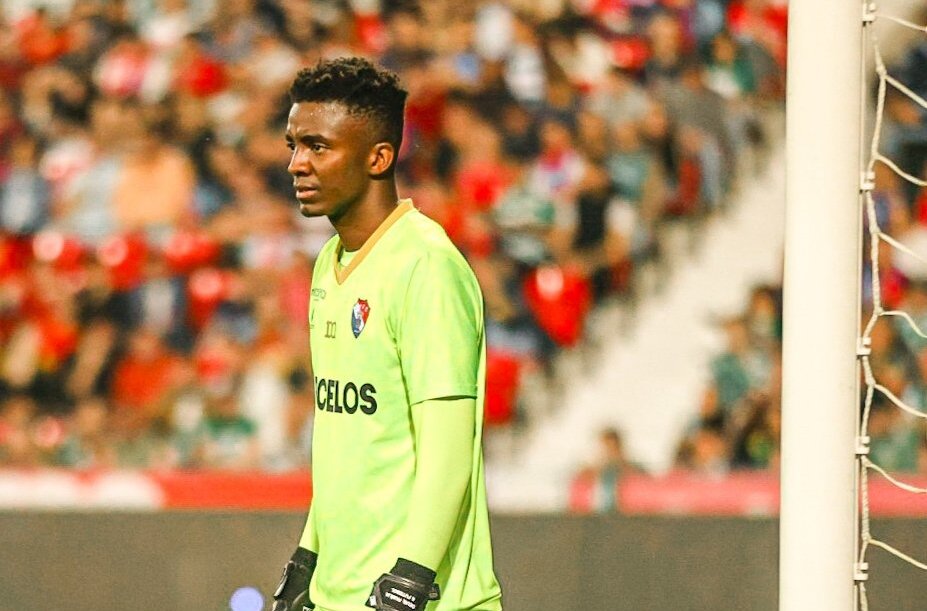 Flamengo reage e confirma a contratação de goleiro de clube português em acordo estratégico