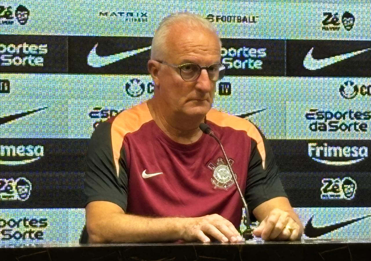 Dorival critica repetição de falhas em derrota do Corinthians e pede mudanças urgentes