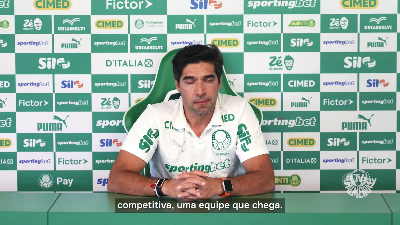 Abel Ferreira desafia adversários e promete investir em conquistas no sexto ano à frente do Palmeiras