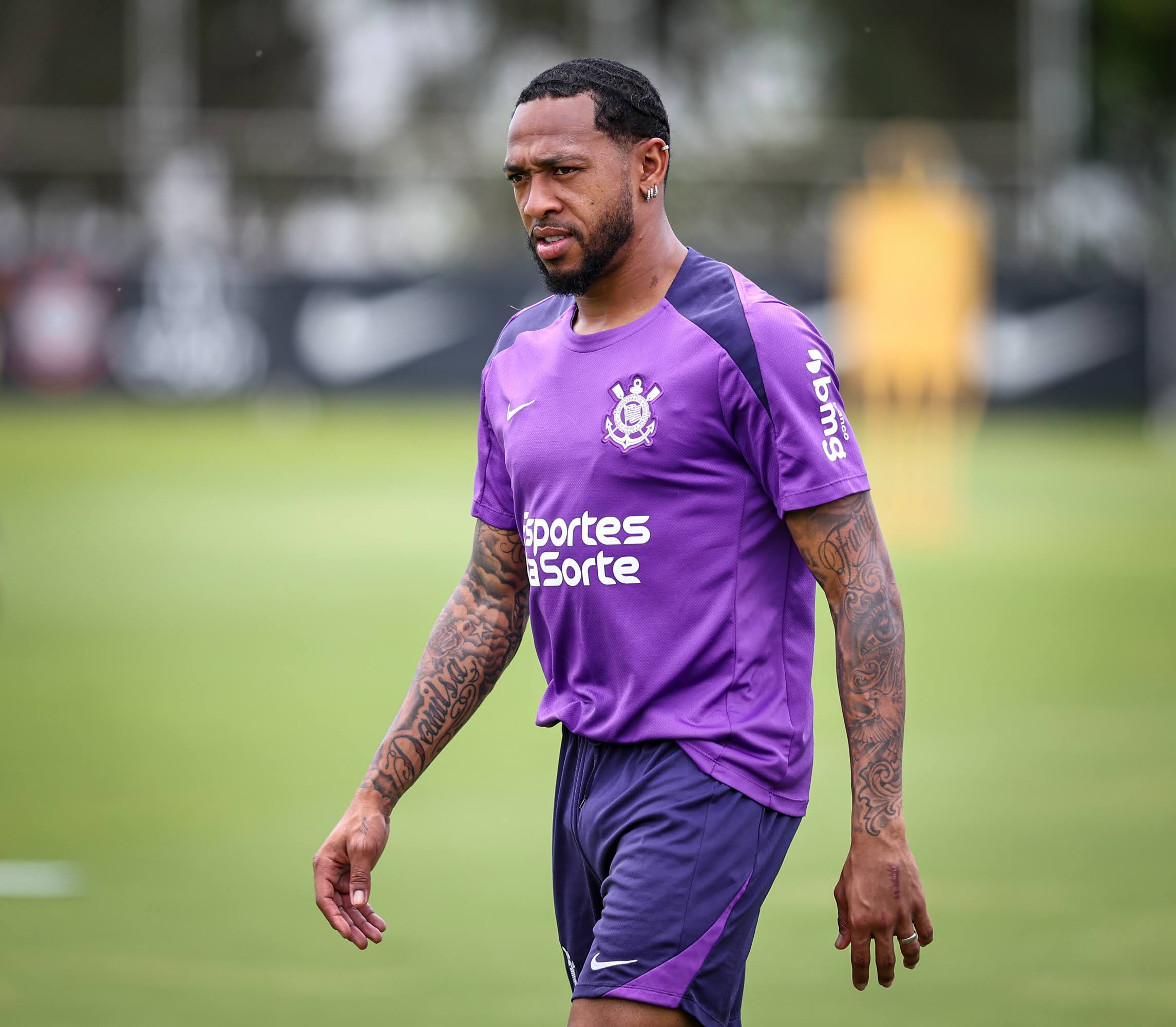 Corinthians cobra retorno de Martínez ao Brasil até sexta-feira