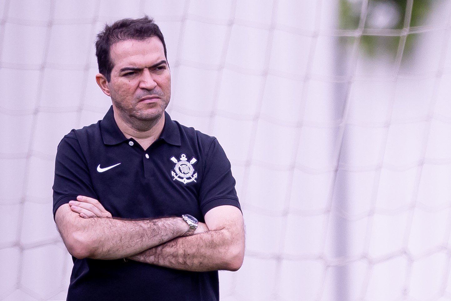 Corinthians recebe reforço em meio a impasses, com Marcelo Paz trazendo profissionais do Fortaleza