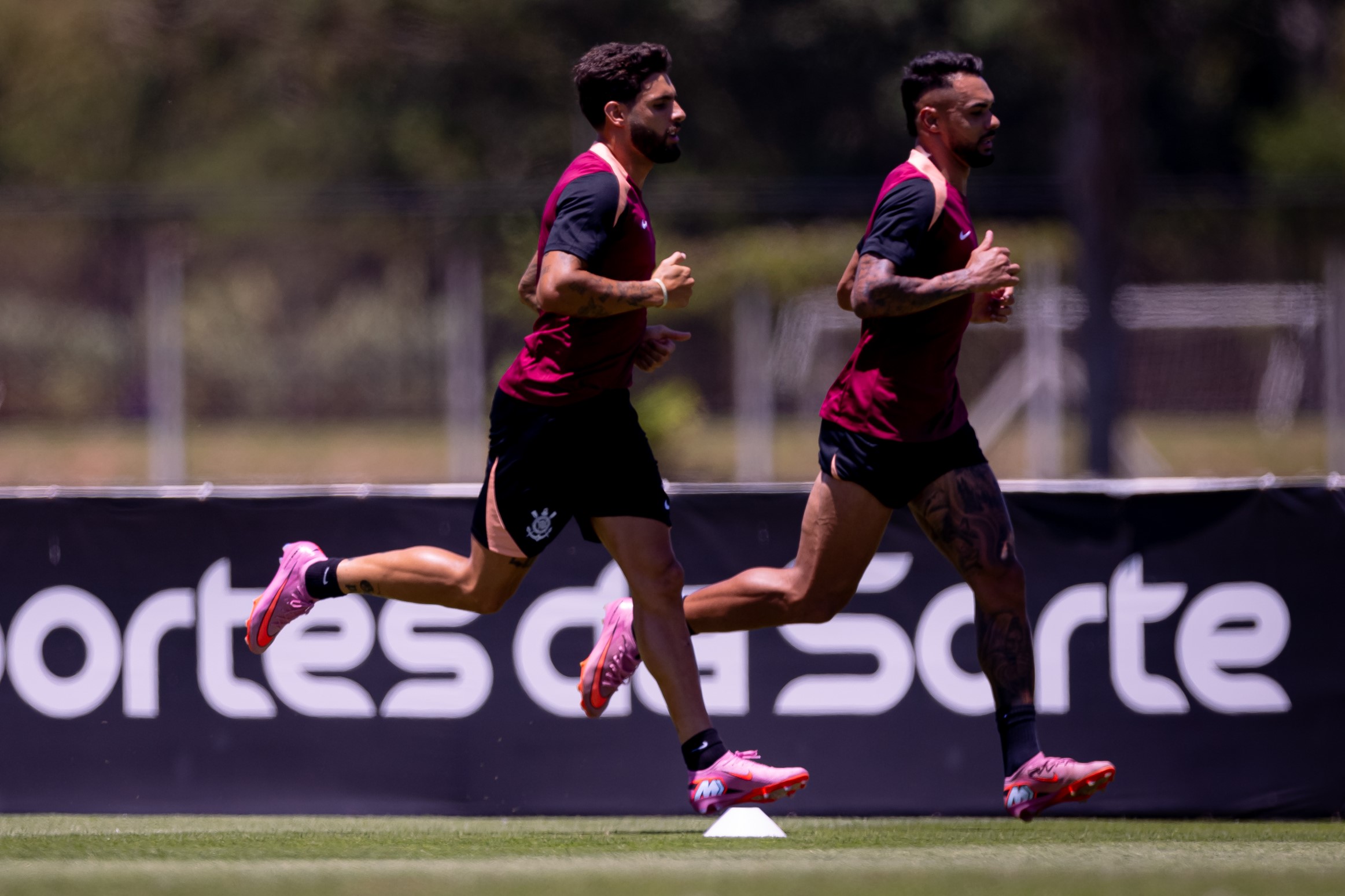 Craques voltando? Dorival Júnior atualiza situações de Yuri Alberto e Raniele no Corinthians