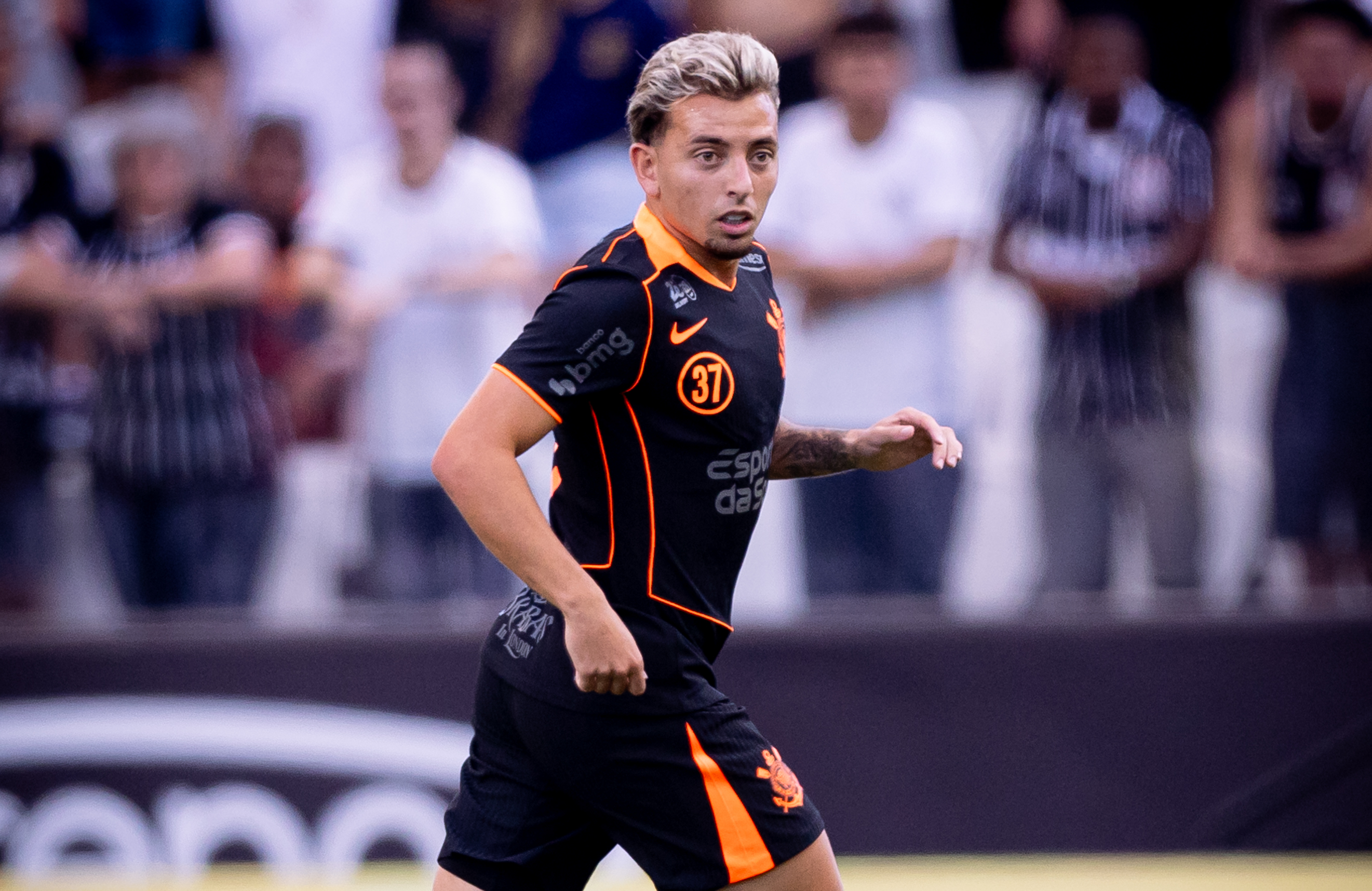 Corinthians fecha empréstimo de Ryan ao Fortaleza; acordo gera expectativa para a temporada