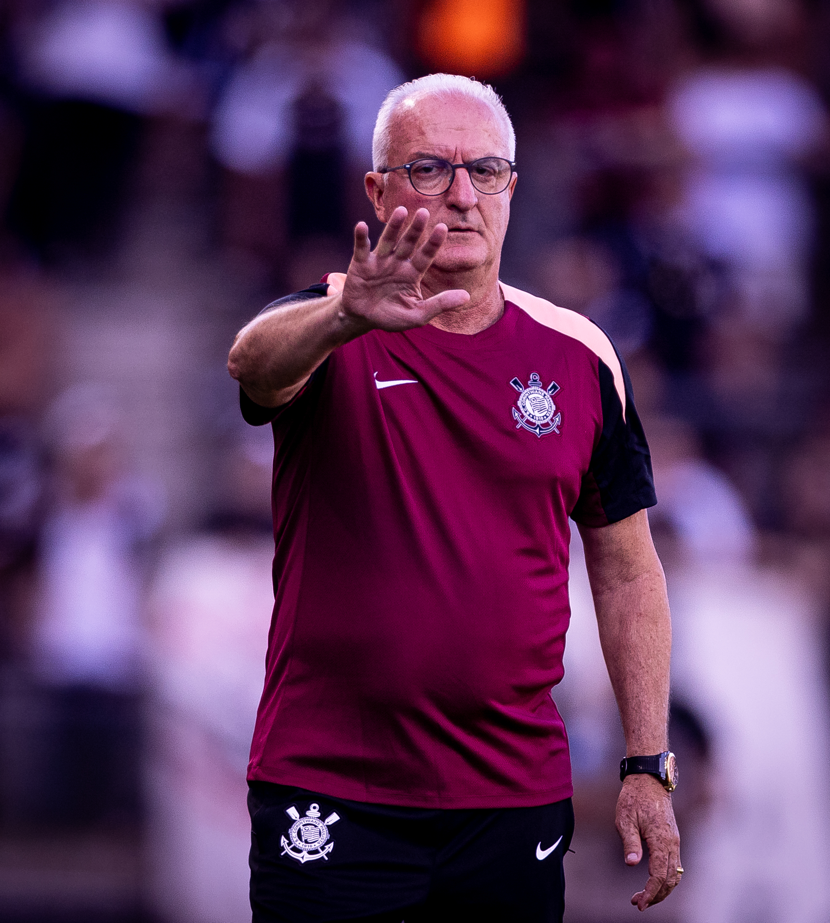 Corinthians desafia retrospecto negativo e busca virada contra o Bragantino em confronto decisivo