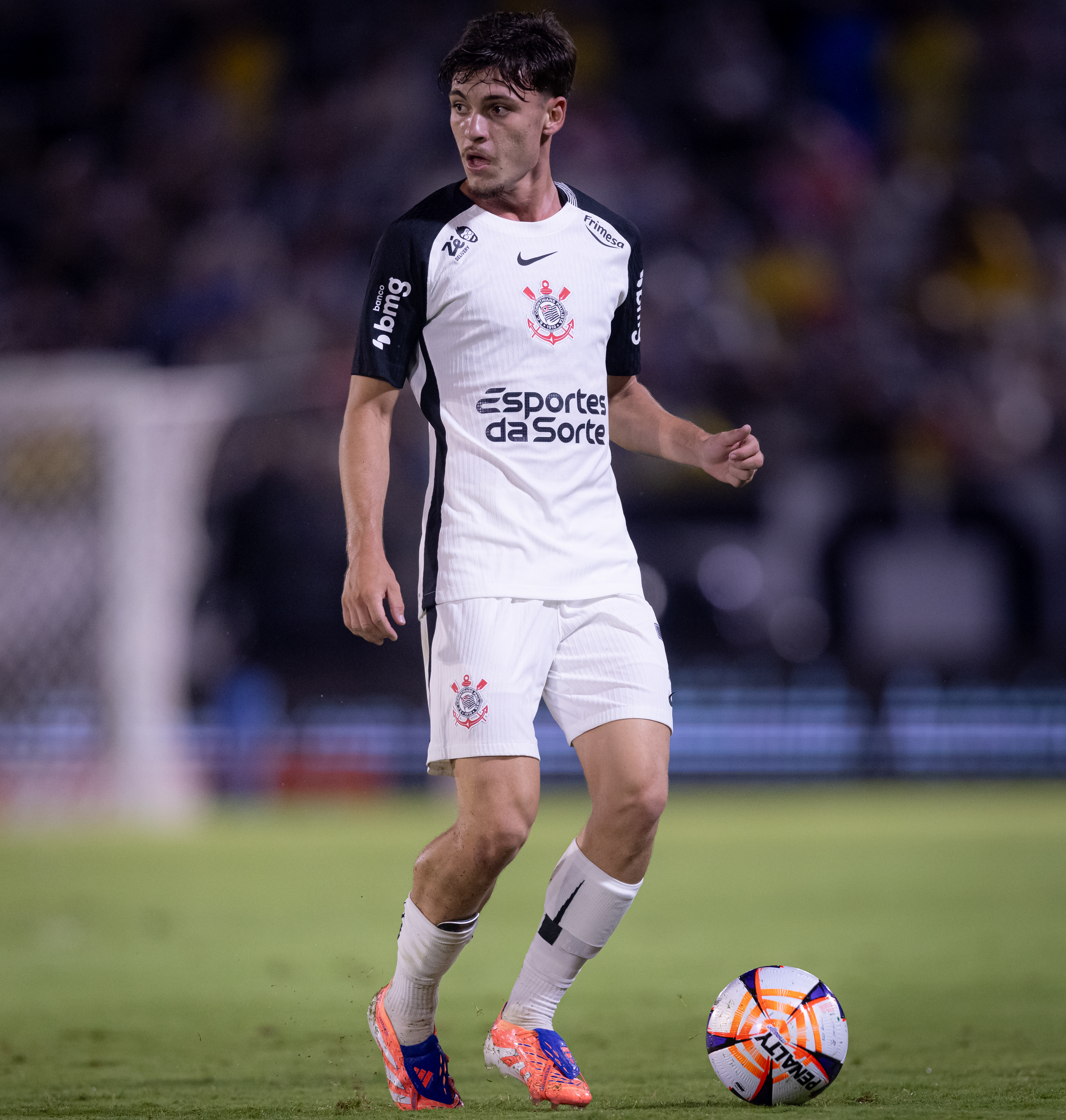 Corinthians empata no clássico e Bidon celebra o gol, mas lamenta: 