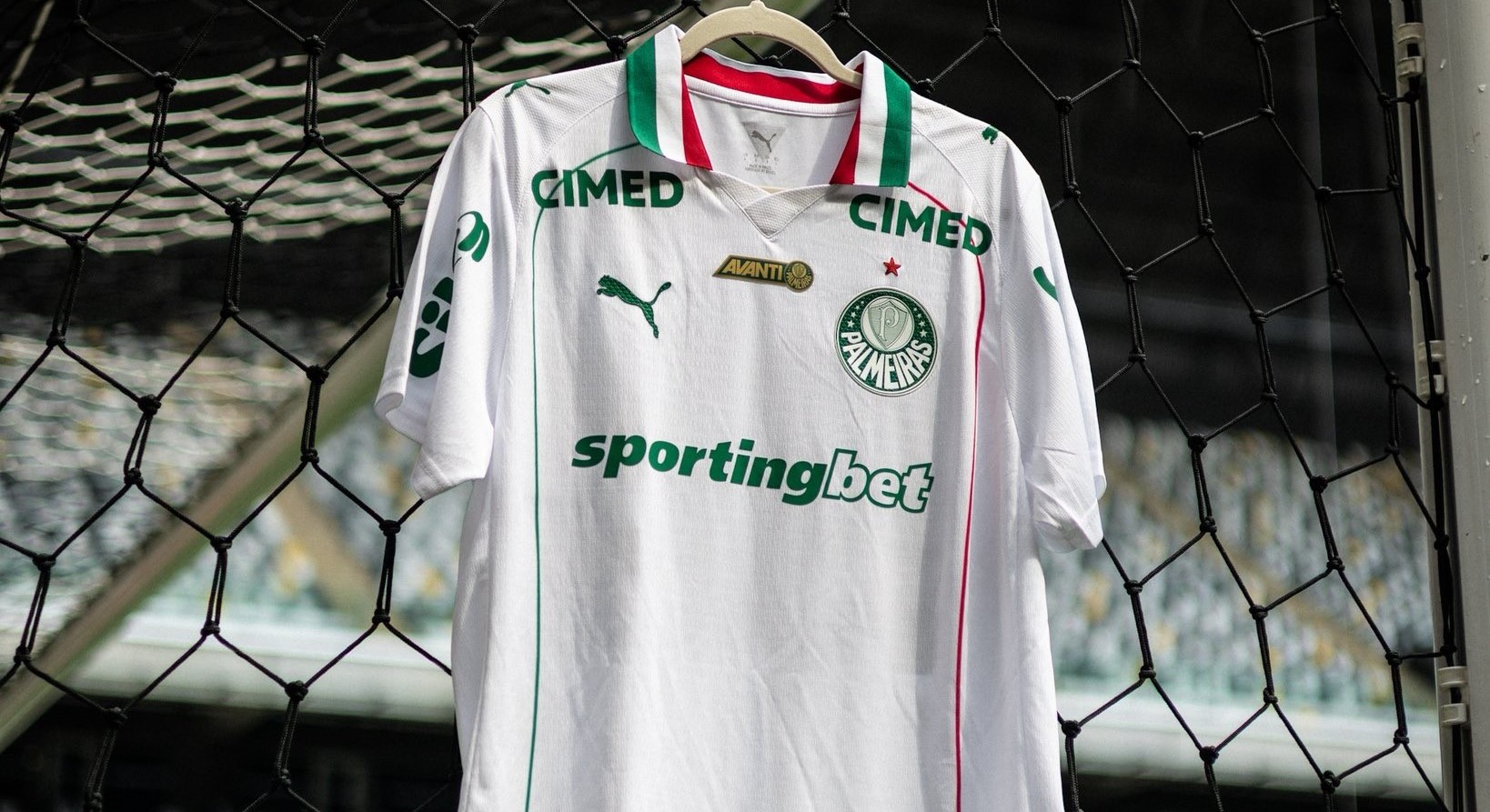 Palmeiras Altera Defesa e Define Time para Confronto de Abertura do Brasileirão Contra o Atlético-MG