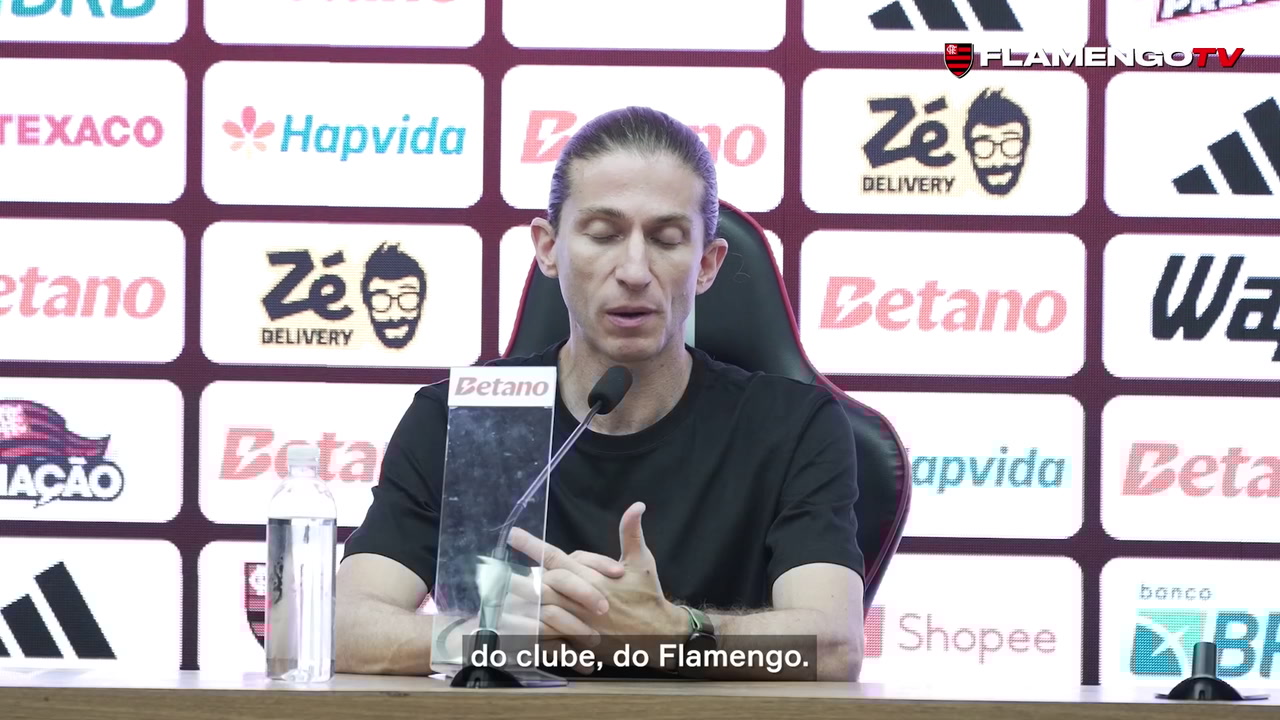 Filipe Luís exalta Paquetá: Contratação de alto nível para o futebol brasileiro