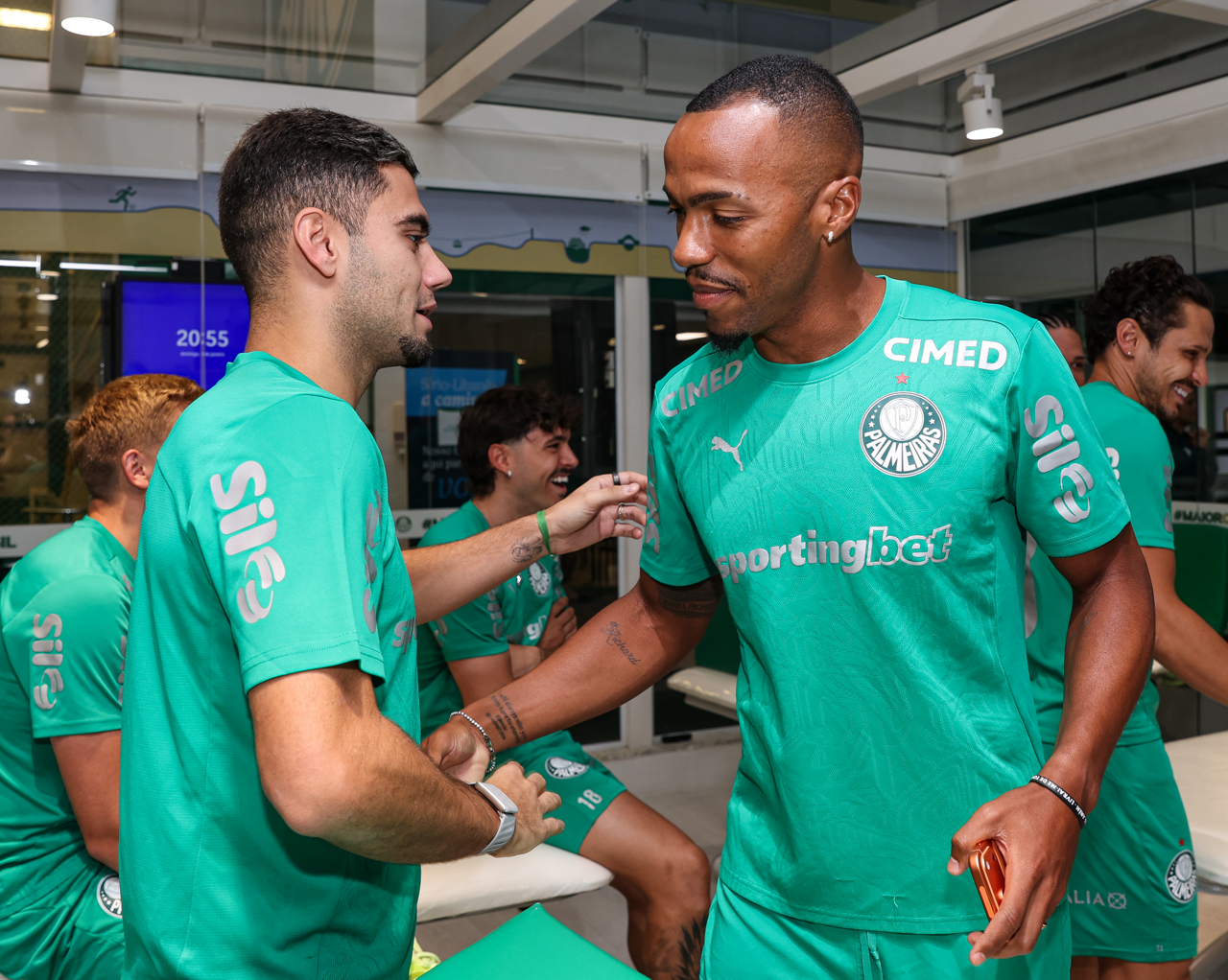 Palmeiras se prepara para a estreia de 2026, mas aposta em continuidade no elenco atual