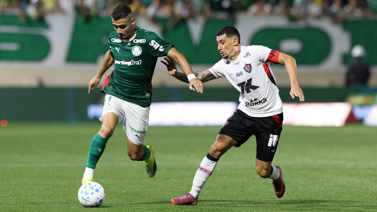 Andreas Pereira se empolga com o primeiro Derby e destaca: 