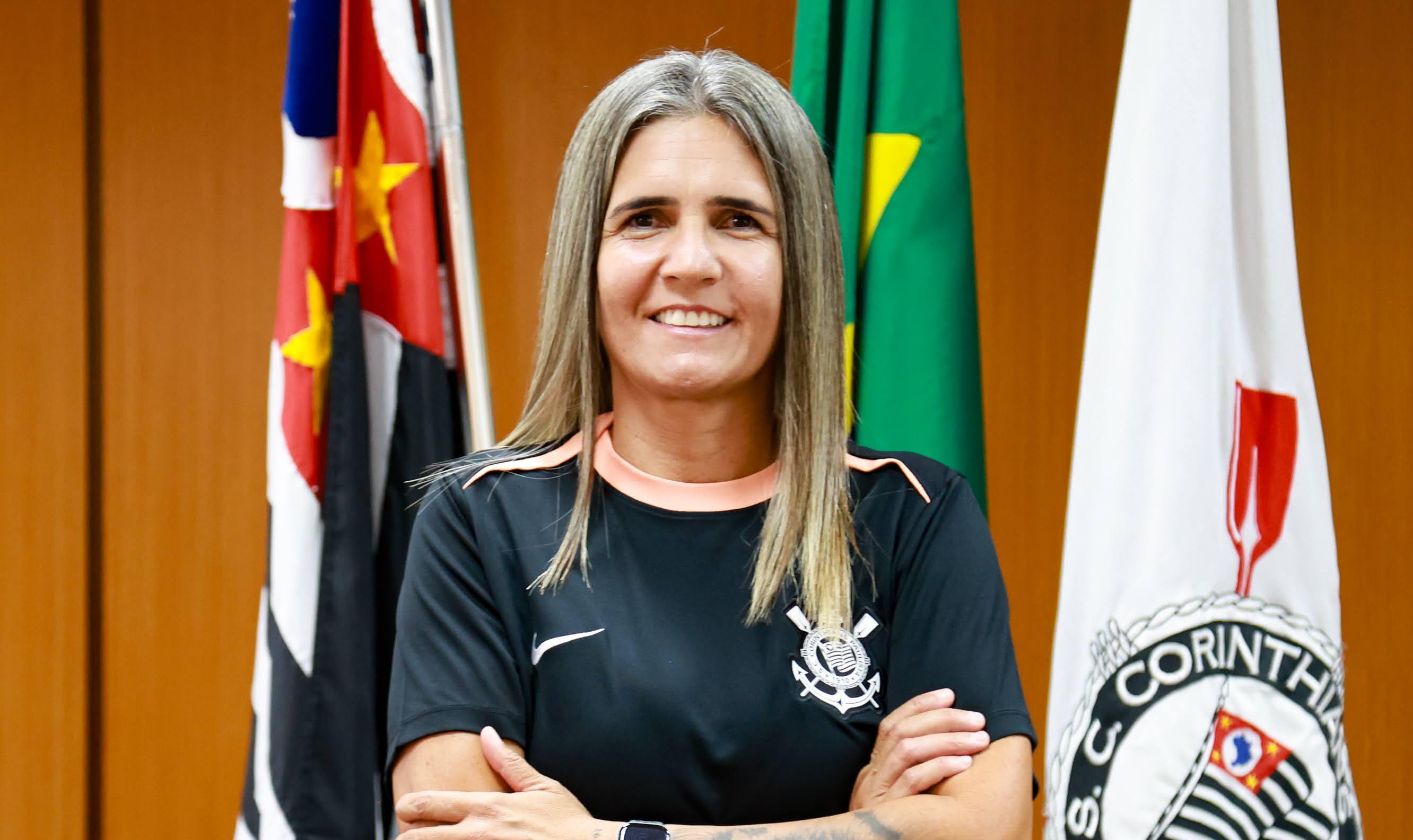 Corinthians Contrata Emily Lima como Nova Técnica da Equipe Feminina