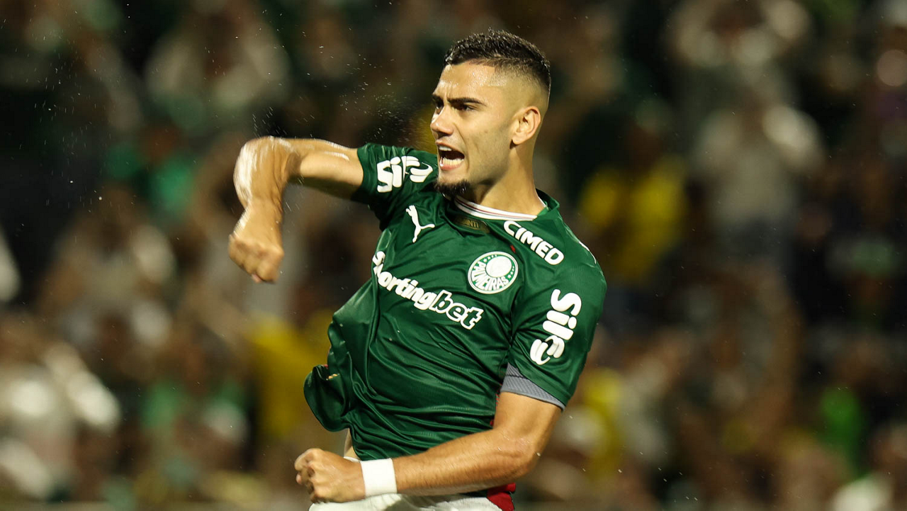 Andreas Pereira vira protagonista no Palmeiras de Abel