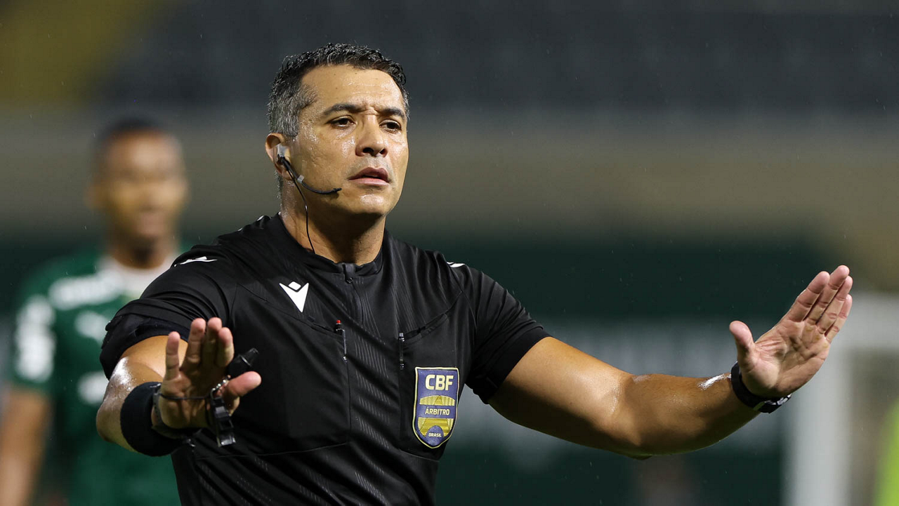 Palmeiras e Fluminense: Carlos Miguel Levanta Questões sobre Decisões Arbitrais no Jogo