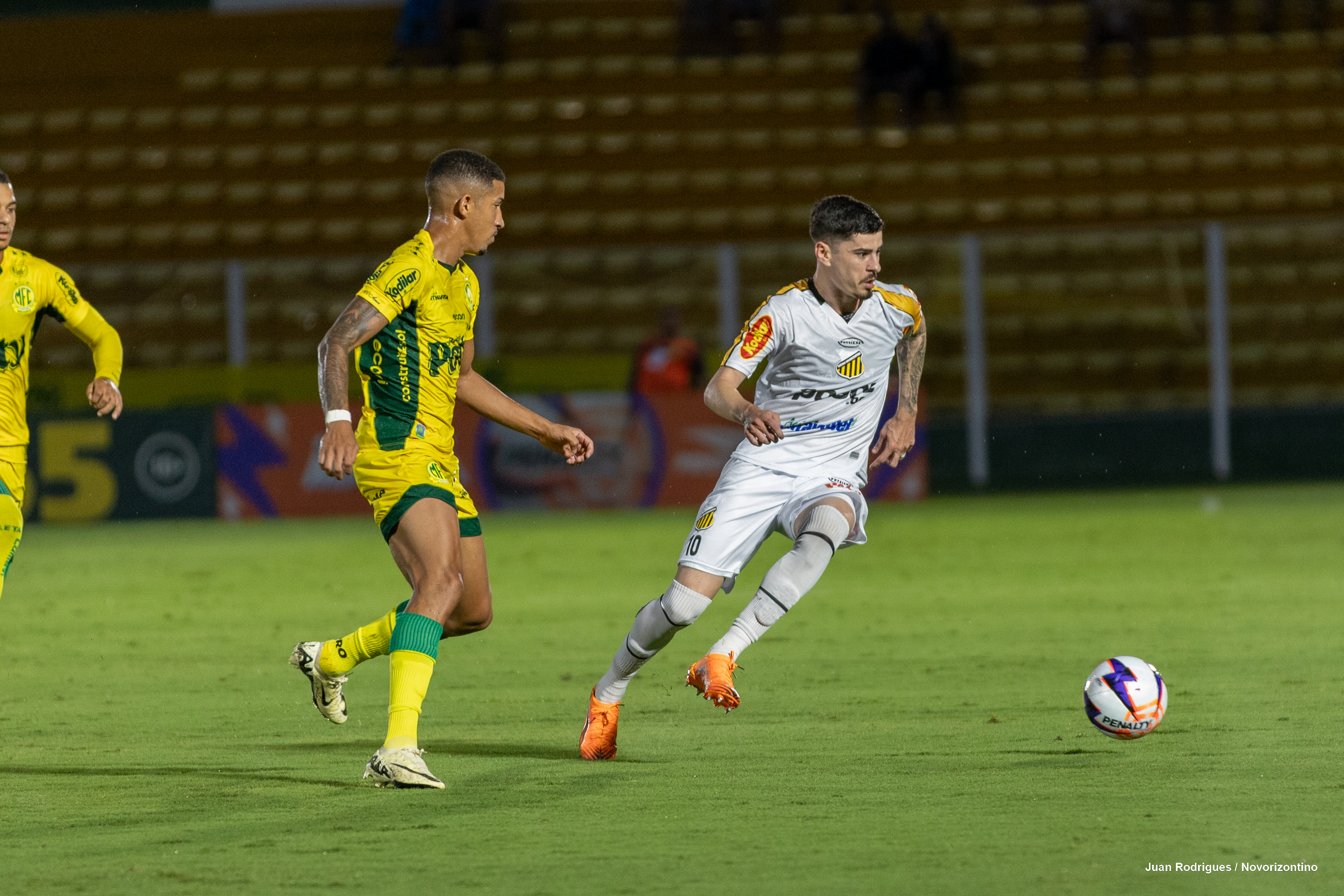 Emprestado pelo Palmeiras, Rômulo brilha no Novorizontino