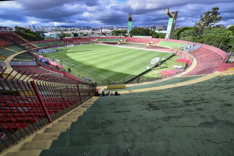 São Paulo muda tudo e troca estádio onde irá jogar contra a Chapecoense!