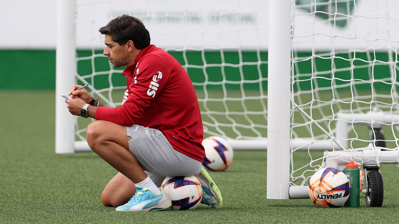 Palmeiras intensifica preparação com treino técnico às vésperas do clássico contra o São Paulo