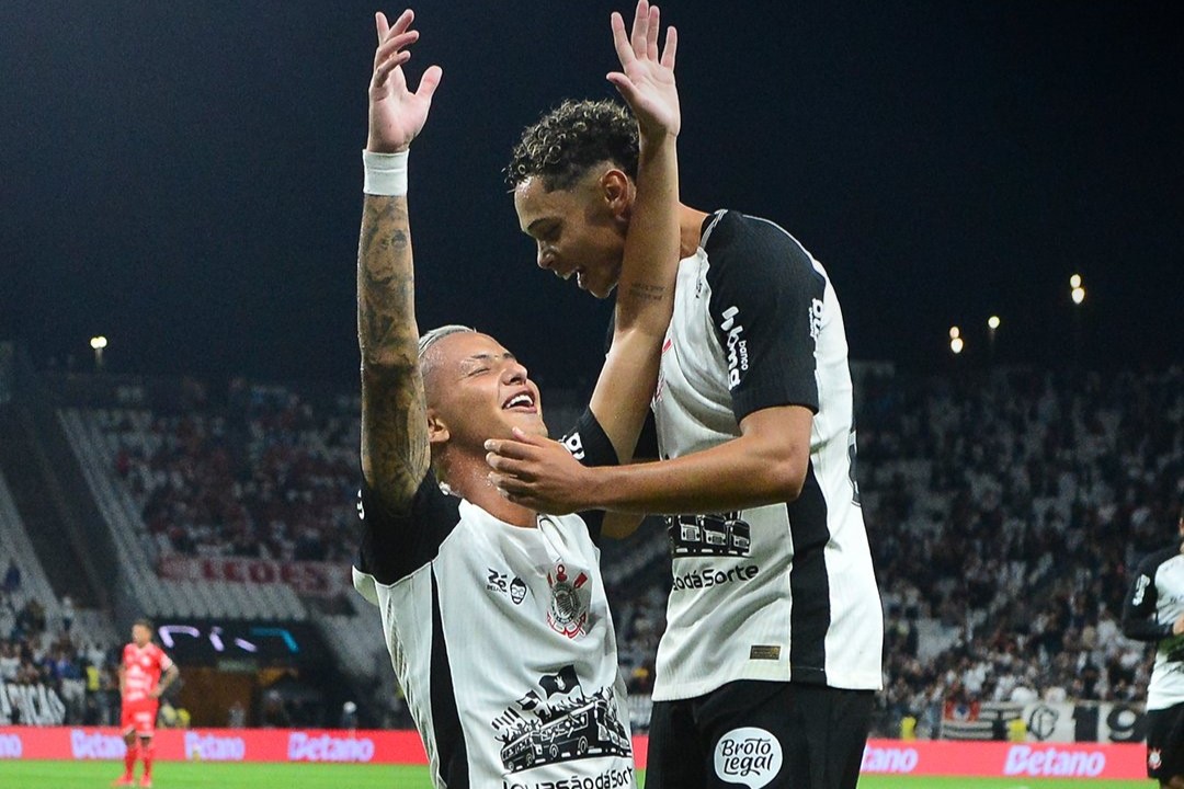 Novos Talentos em Ação: Dupla da Base Brilha e Conquista Torcida do Corinthians Sob Comando de Dorival