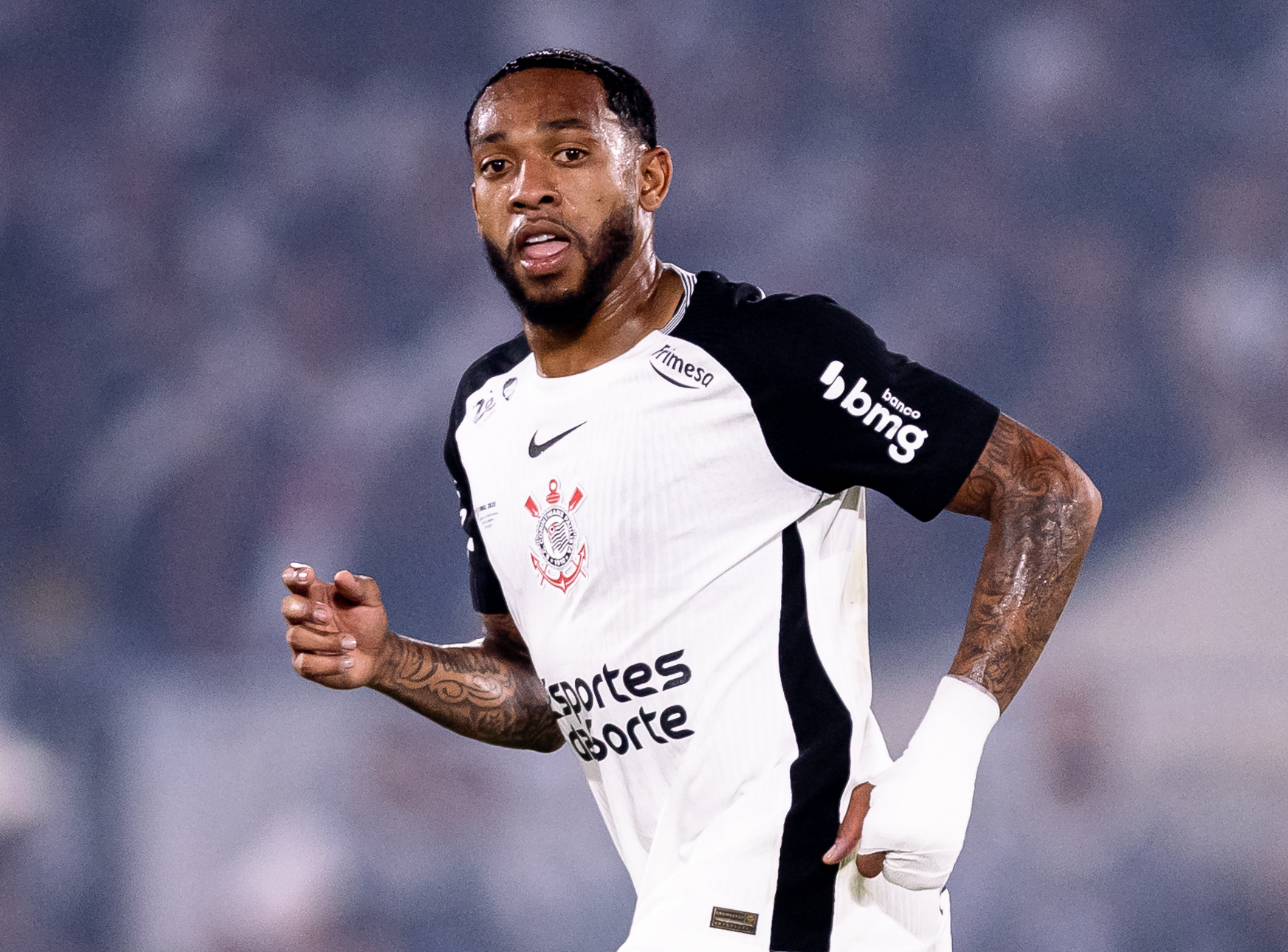 Corinthians Avança em Negociações para Rescisão Amigável com José Martínez