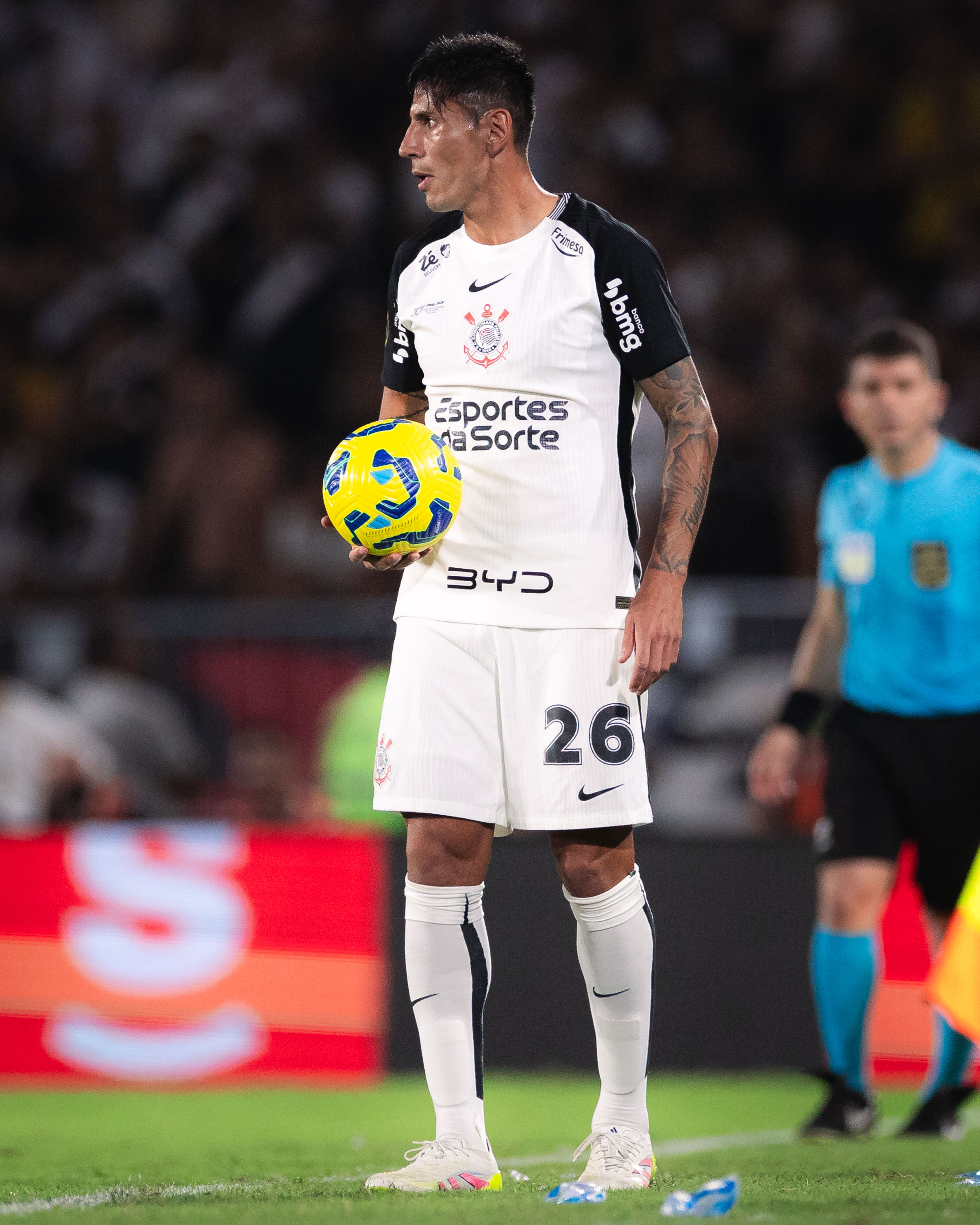 Corinthians Intensifica Negociações e Ganha Esperança na Renovação de Angileri