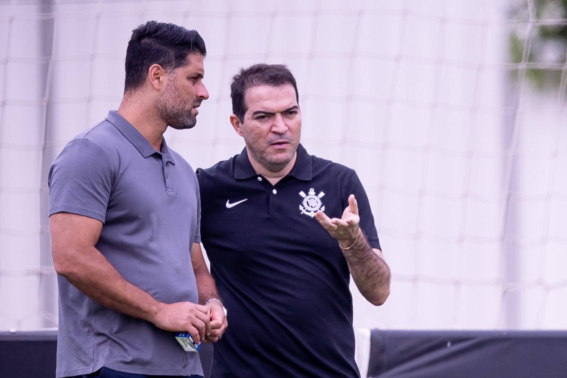Contratação de Zakaria Eleva Expectativas e Desafia o Chefe de Scout do Corinthians