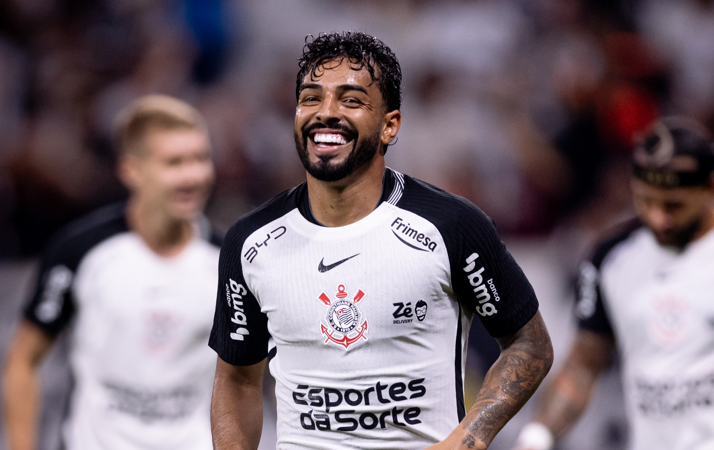 Bidu destaca a luta do Corinthians pela classificação e relembra momento decisivo contra a Portuguesa