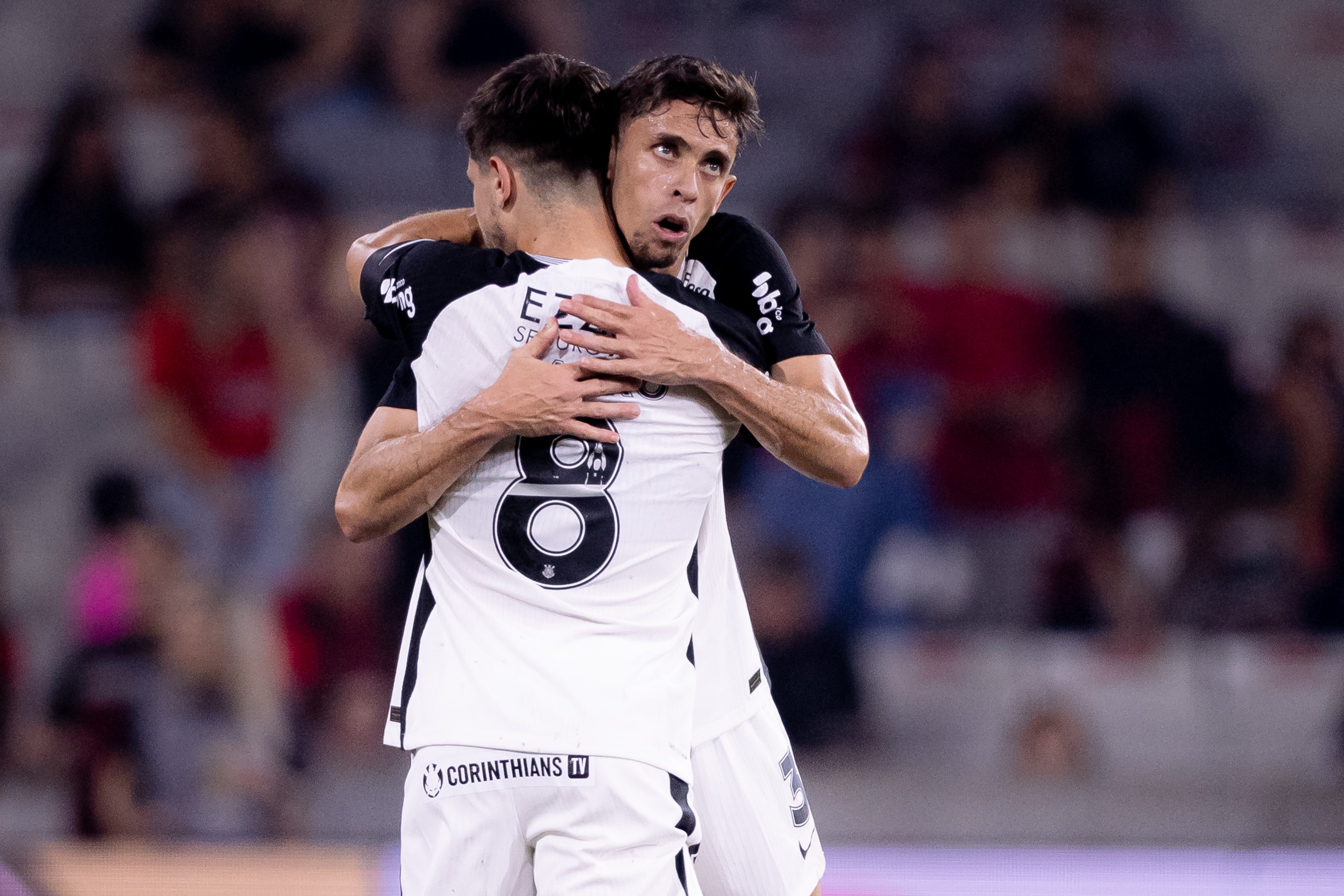 Corinthians Brilha com Destaques de Garro e Hugo Souza em Vitória Convincente