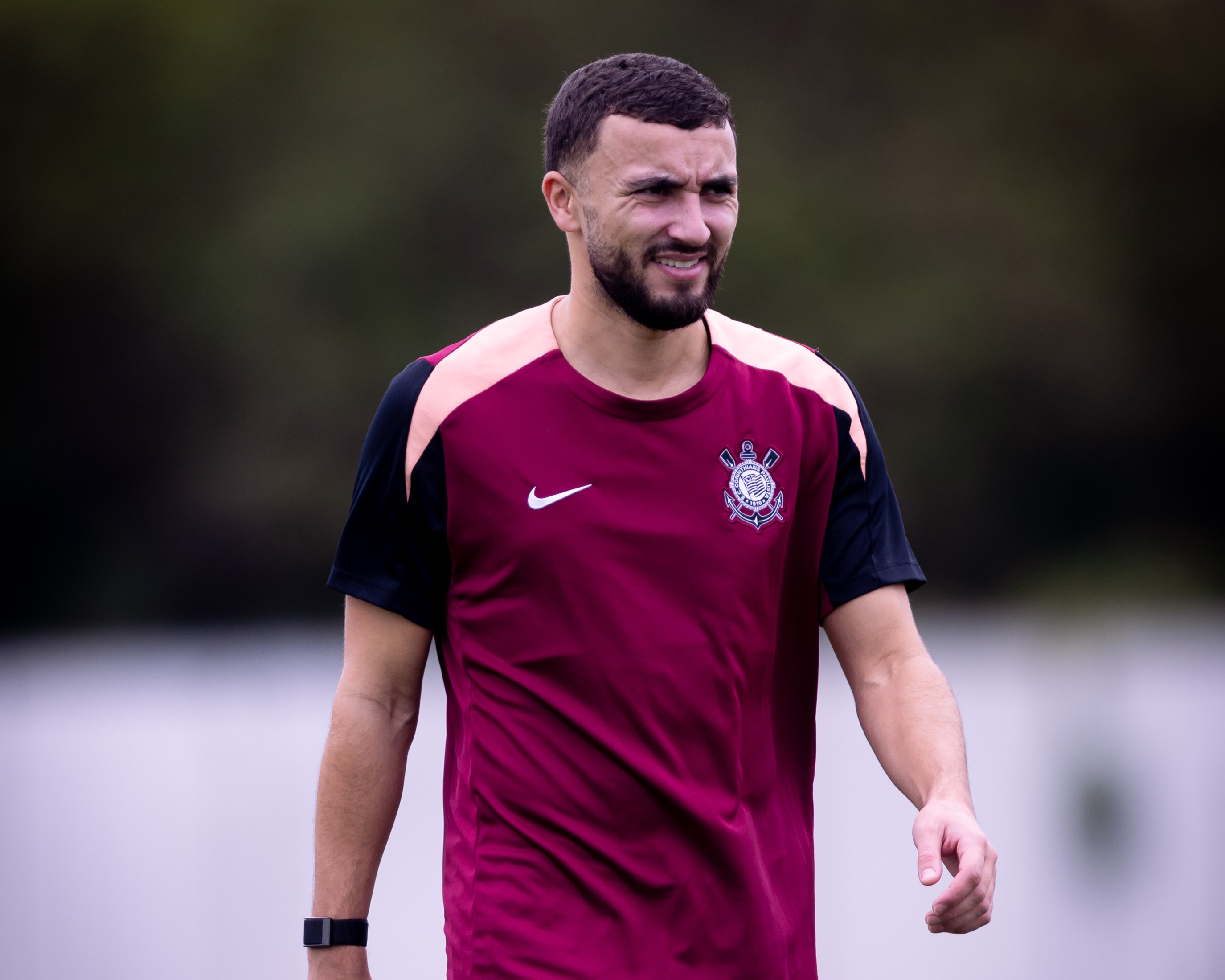 Dorival pede paciência com Labyad em adaptação no Corinthians